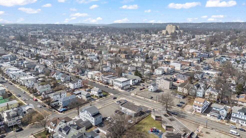 More Photos Of 382 S Clinton St, East Orange Auto Repair For Sale