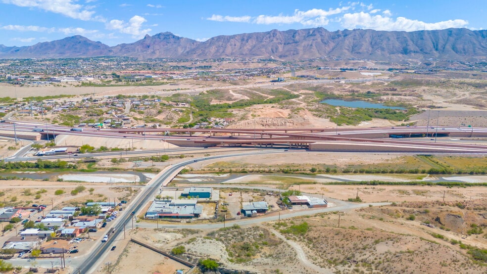 More Photos Of 3450 McNutt Rd, El Paso Convenience Store For Sale
