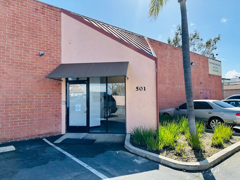 More Photos Of 501-507 Main St, El Segundo Storefront For Lease