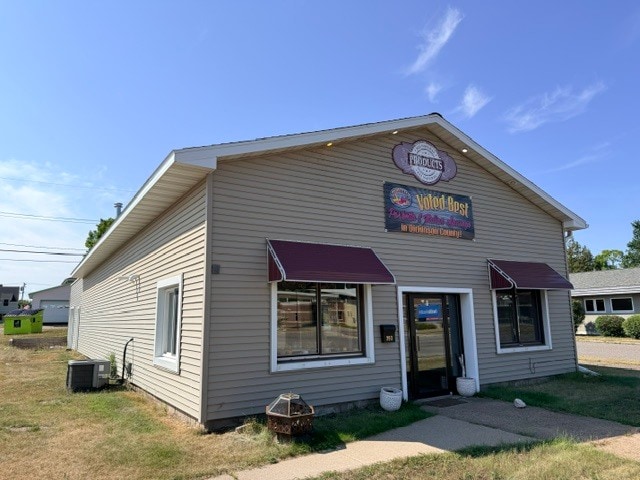 Primary Photo Of 393 Woodward Ave, Kingsford General Retail For Sale