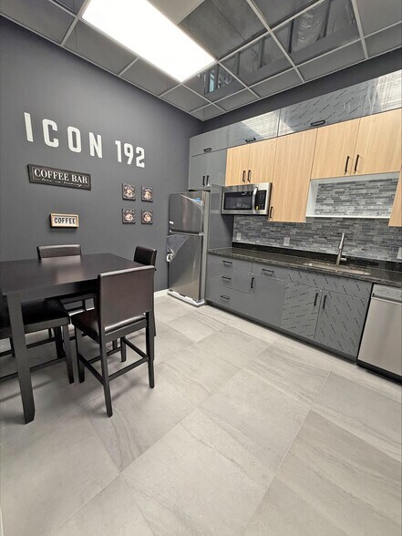 More Photos Of 4560 W Irlo Bronson Memorial, Kissimmee Office For Sale