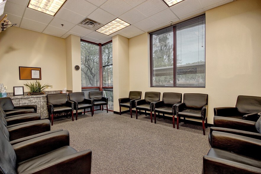 More Photos Of 6262 E Broadway Rd, Mesa Medical For Sale