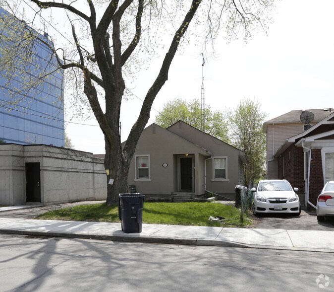 More Photos Of 21-23 Franklin Ave, Toronto Land For Sale