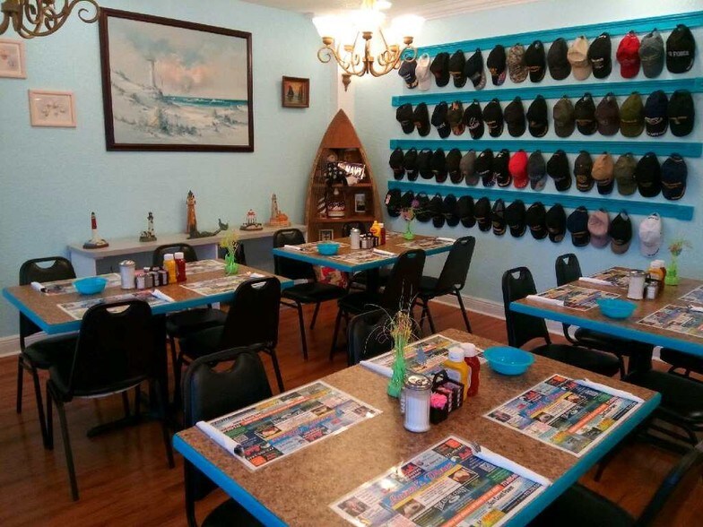More Photos Of 901 Avenue D, Fort Pierce Restaurant For Lease