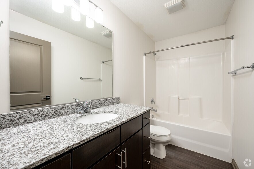 More Photos Of 6159 Winthrop Ave, Indianapolis Apartments For Sale