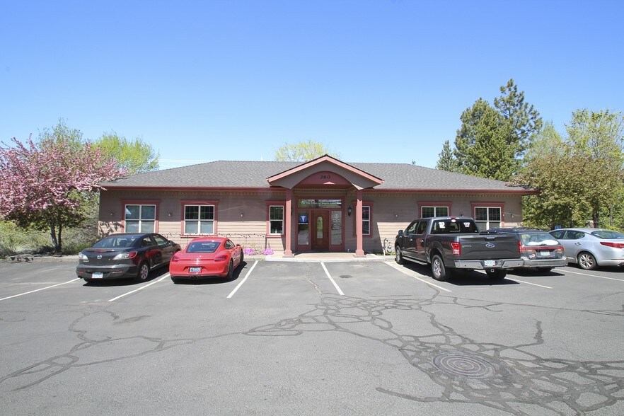 More Photos Of 360 NW Vermont St, Bend Office Residential For Lease