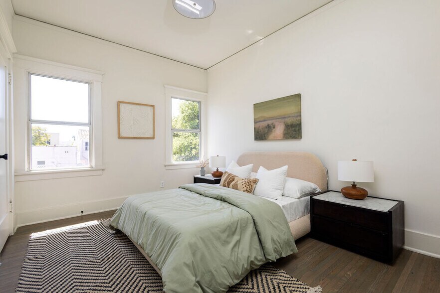 More Photos Of 1053 Hudson ave, Los Angeles Apartments For Sale