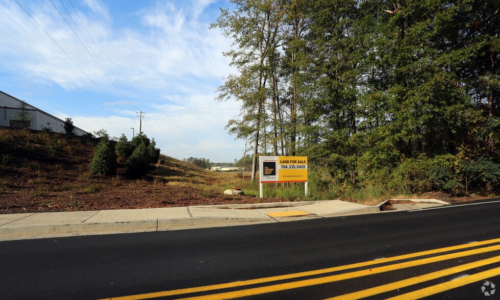 More Photos Of Piney Grove Rd, Columbia Land For Sale