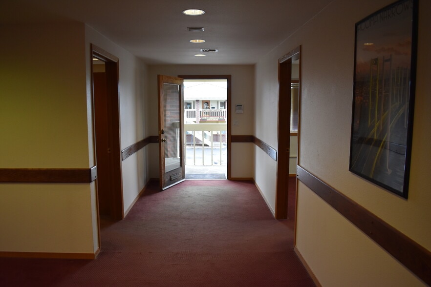 More Photos Of 6314 19th St W, Fircrest Office For Lease