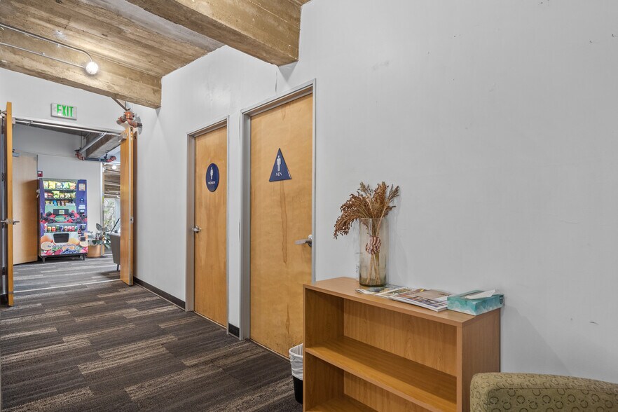 More Photos Of 9415-9421 Culver Blvd, Culver City Storefront Retail Office For Lease
