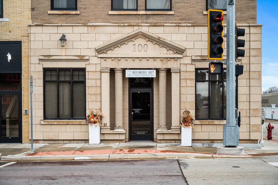 More Photos Of 102 State St N, Waseca Office For Lease