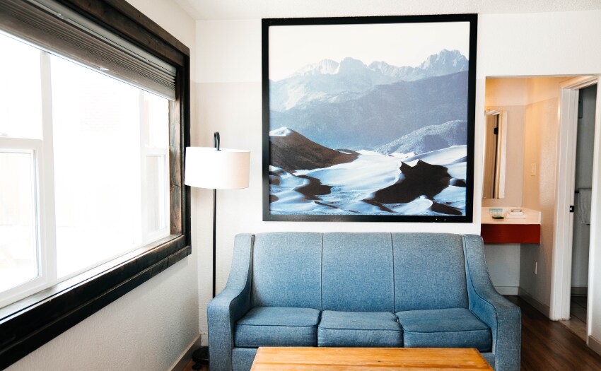 More Photos Of 525 W Rainbow Blvd, Salida Hotel For Sale