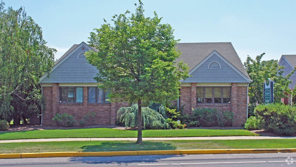 Primary Photo Of 633 A E Main St, Riverhead Office For Sale