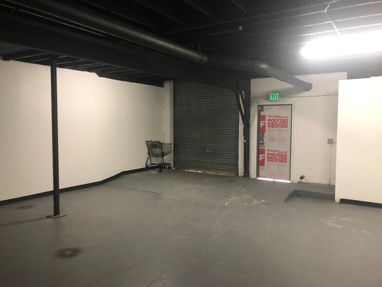 More Photos Of 14271-14275 S Dixie Hwy, Miami Freestanding For Lease