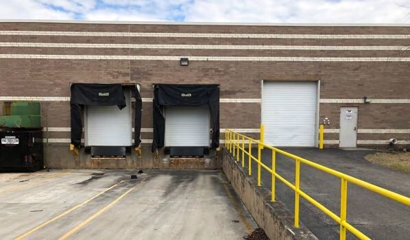 More Photos Of 3200 Corporate Dr, Wilmington Light Manufacturing For Lease