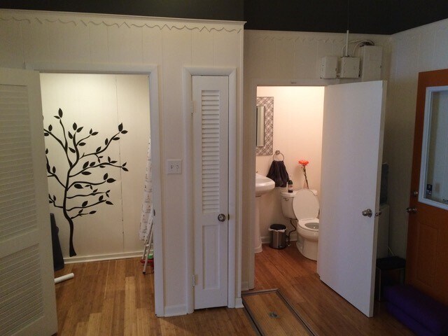 More Photos Of 514 5th St, Peru Restaurant For Lease