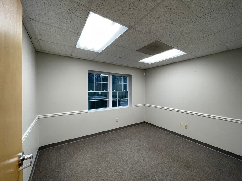 More Photos Of 525 Samaritans Ridge Ct, Elkin Medical For Lease