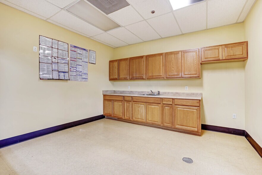 More Photos Of 10251 Trademark St, Rancho Cucamonga Office For Lease