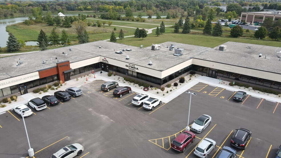 More Photos Of 101 Camelot Dr, Fond Du Lac Health Club For Sale