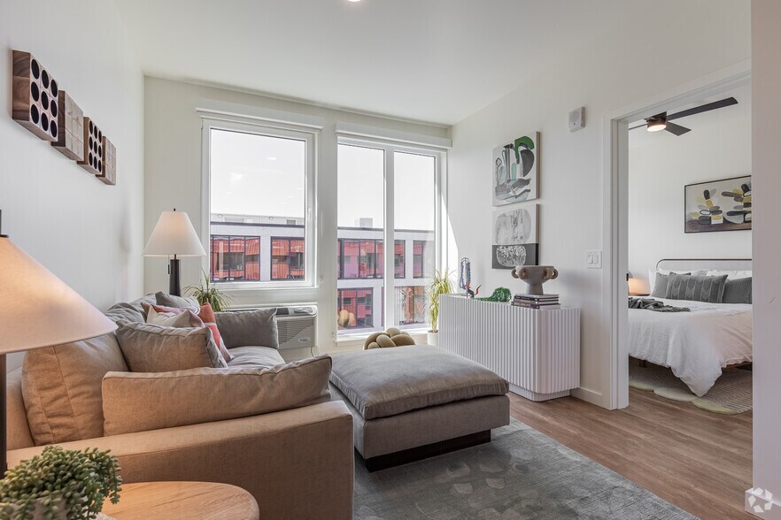 More Photos Of 550 SE Martin Luther King Jr Blvd, Portland Apartments For Lease