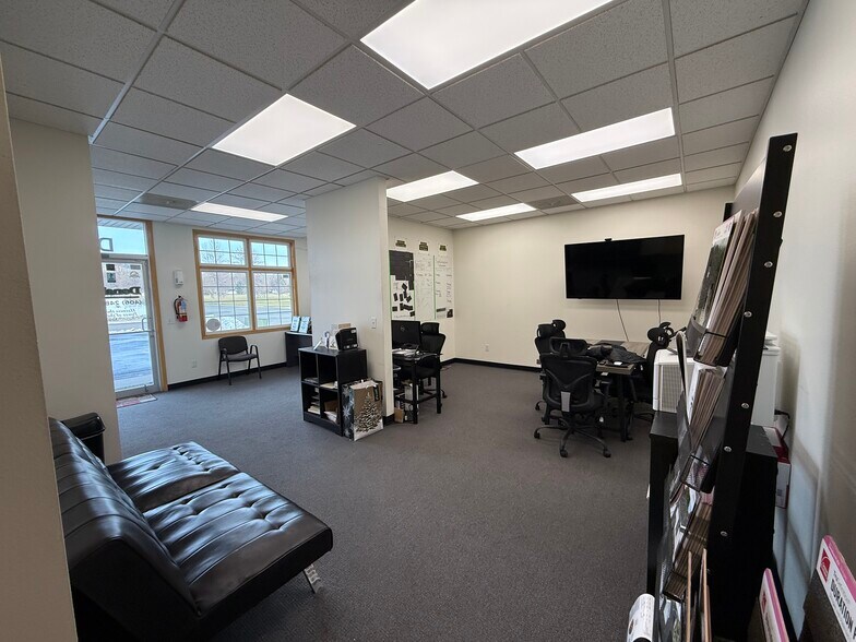 More Photos Of 3970 Avenue D, Billings Office For Lease