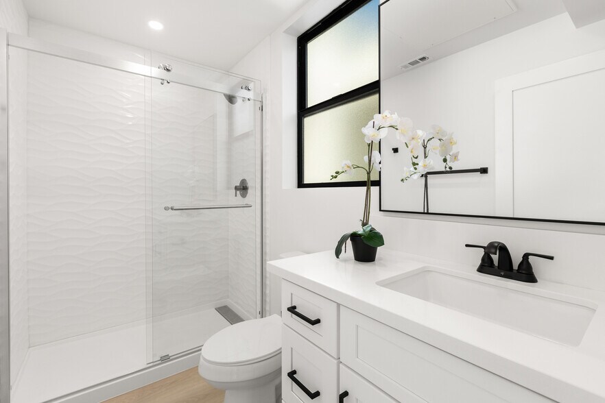 More Photos Of 5727 Lauretta St, San Diego Apartments For Sale