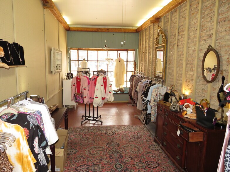 More Photos Of 110-112 W Washington st, Morris General Retail For Sale