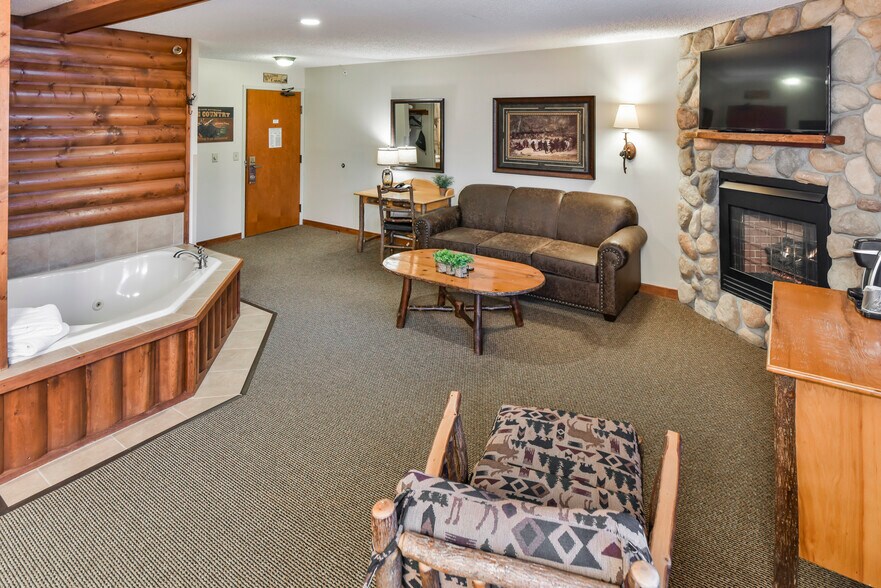 More Photos Of 1100 Imperial Ave, Rothschild Hotel For Sale