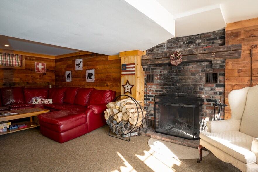 More Photos Of 2759 Vt Rt 11, Peru Hotel For Sale