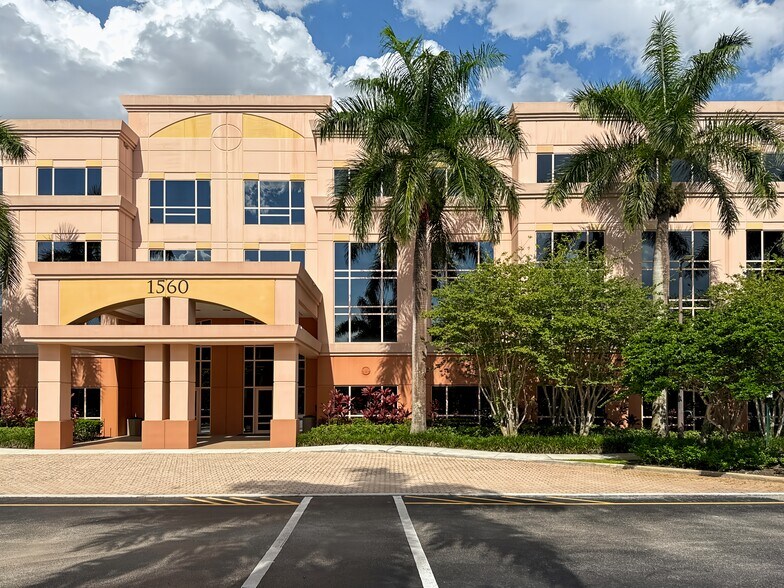 More Photos Of 1560 Sawgrass Corporate Pkwy, Sunrise Coworking Space