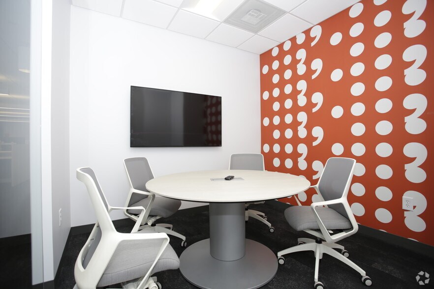 More Photos Of 3200 Windy Hill Rd SE, Atlanta Office For Lease