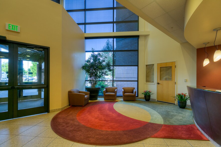 More Photos Of 5121 Skyline Village Loop S, Salem Medical For Sale