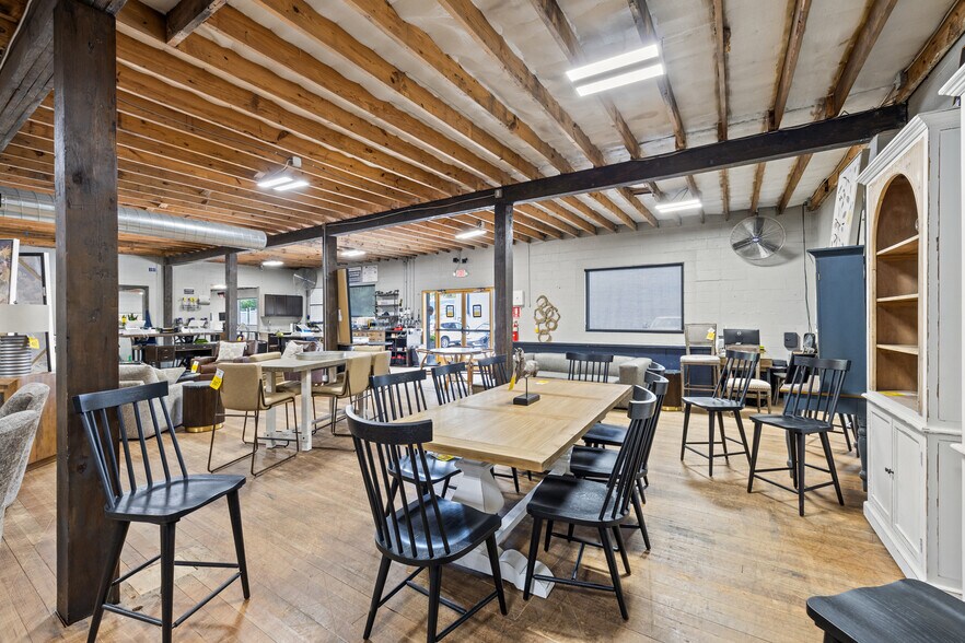 More Photos Of 764 E Seventh St, Lexington Warehouse For Sale