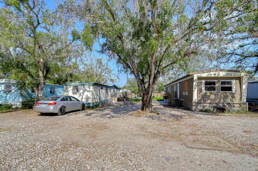 More Photos Of 425 18th St SE, Ruskin Manufactured Housing Mobile Home Park For Sale