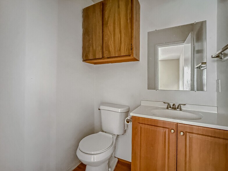 More Photos Of 3701-3740 Thornberry Ct, Corpus Christi Apartments For Sale