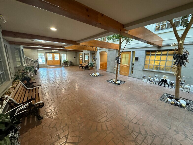 More Photos Of 1554 S Sepulveda Blvd, Los Angeles Office For Lease