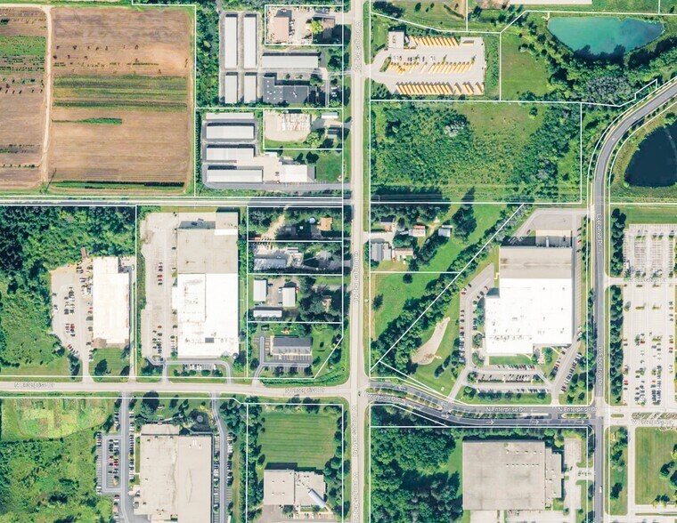 More Photos Of 10400 N Enterprise Dr, Mequon Manufacturing For Sale
