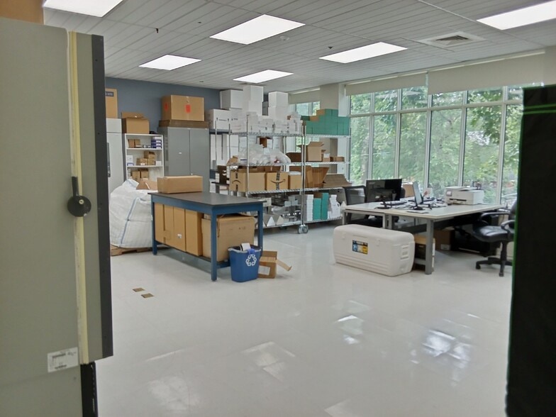 More Photos Of 114 Pleasant St, Southbridge Manufacturing For Sale