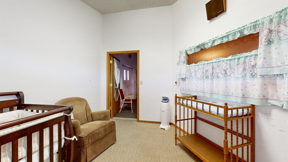 More Photos Of 554 Country Way N, Kalispell Religious Facility For Sale