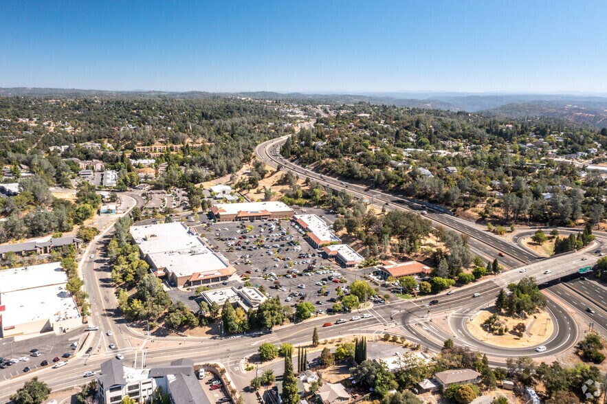 More Photos Of 340-388 Elm Ave, Auburn Unknown For Lease