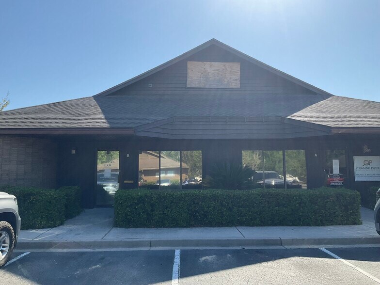 More Photos Of 1409 Kingsley Ave, Orange Park Medical For Sale