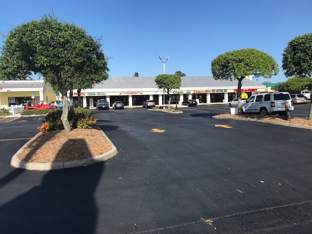 More Photos Of 5852-5872 14th St W, Bradenton Unknown For Lease