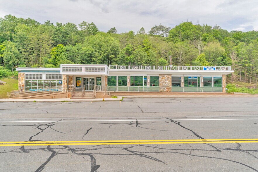 More Photos Of 1908 Old Route 17, Roscoe Restaurant For Sale