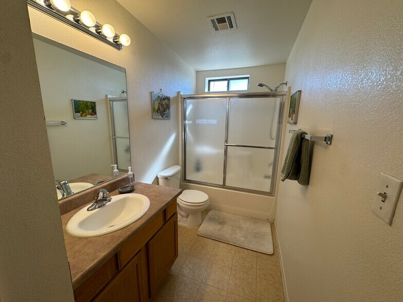 More Photos Of 1642 Carse Dr, Boulder City Warehouse For Sale