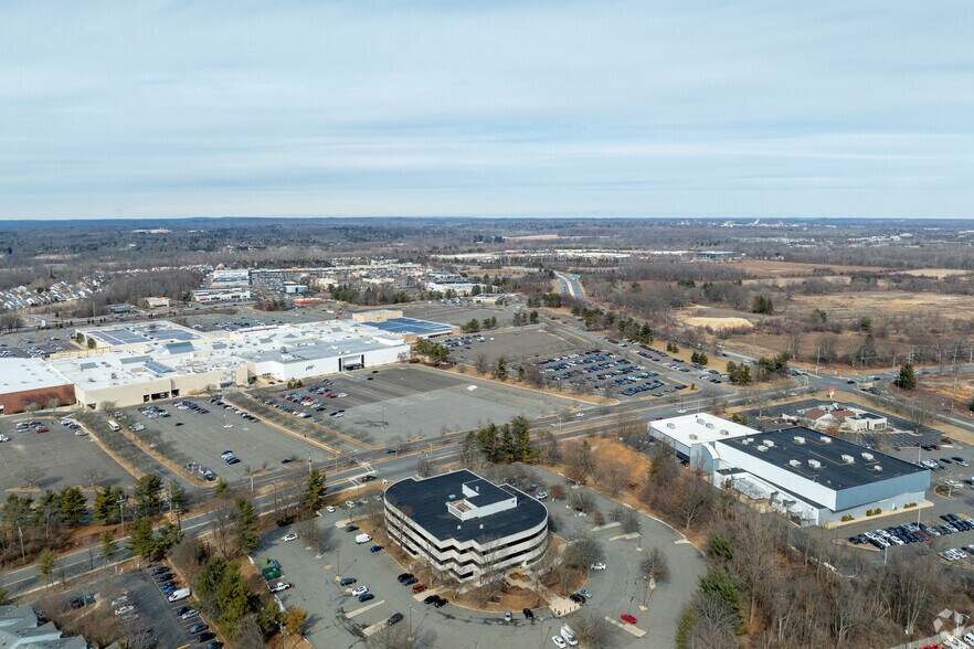 More Photos Of 101 Grovers Mill Rd, Lawrenceville Office For Sale