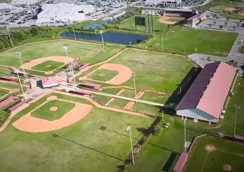 More Photos Of 500 Friday Rd, Cocoa Sports And Entertainment For Sale