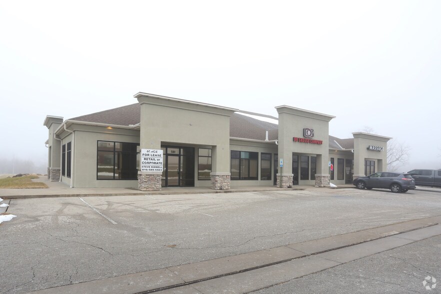 Primary Photo Of 501-507 Granite Dr, Peculiar Freestanding For Lease