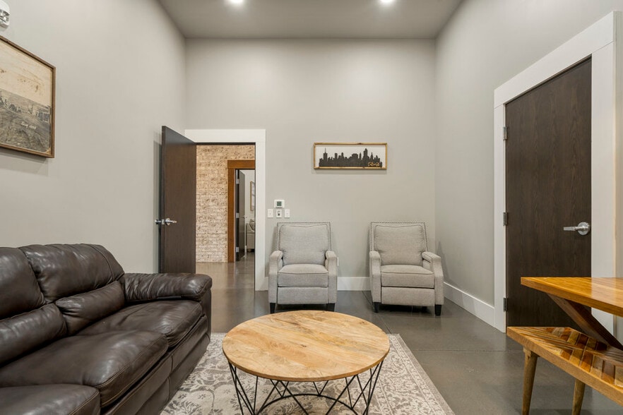 More Photos Of 19501 W 41st St, Sand Springs Specialty For Sale