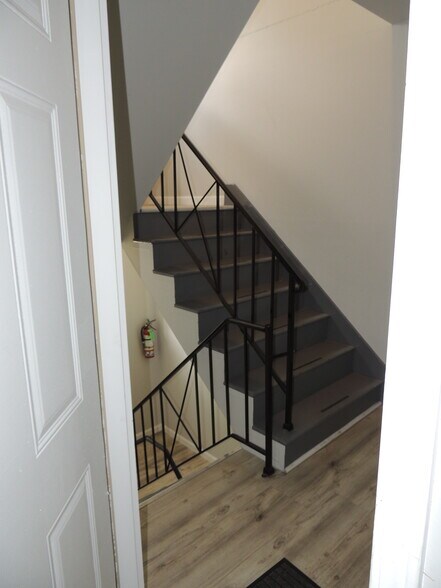 More Photos Of 2350-2358 Mccausland Ave, Saint Louis Apartments For Sale