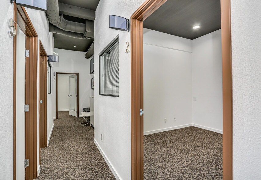 More Photos Of 750 E Tahquitz Canyon Way, Palm Springs Office For Lease